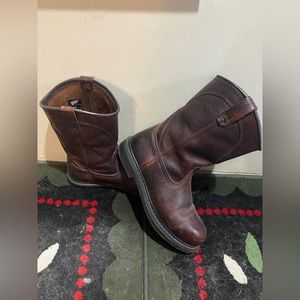 Men’s Redwing boots - sz 11.5